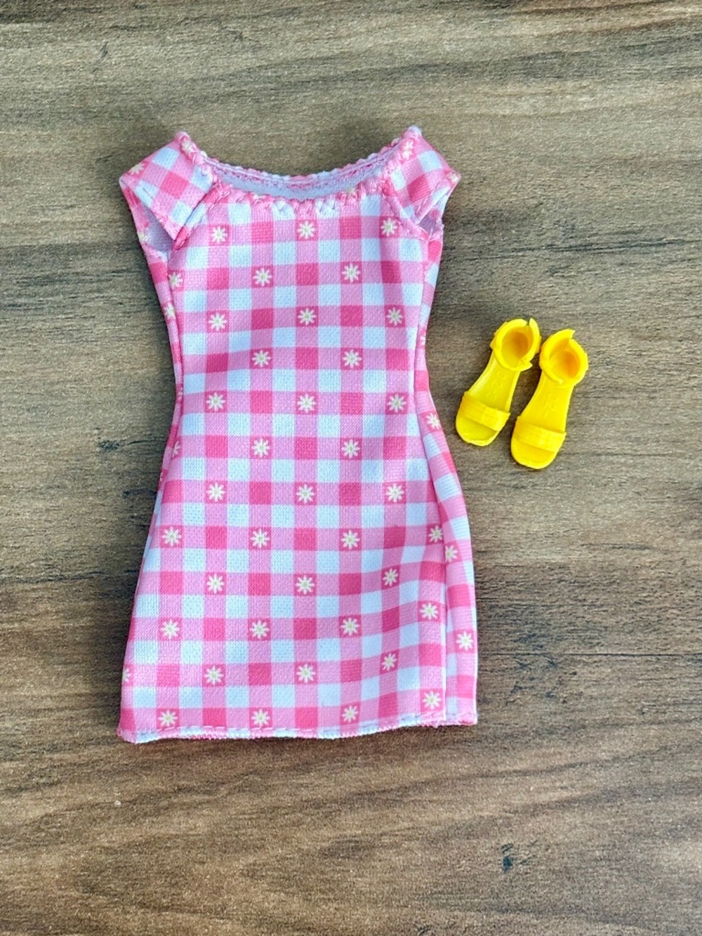 Barbie Doll Newborn Pups Playset Pink White Gingham Dress Shoes Replacement
